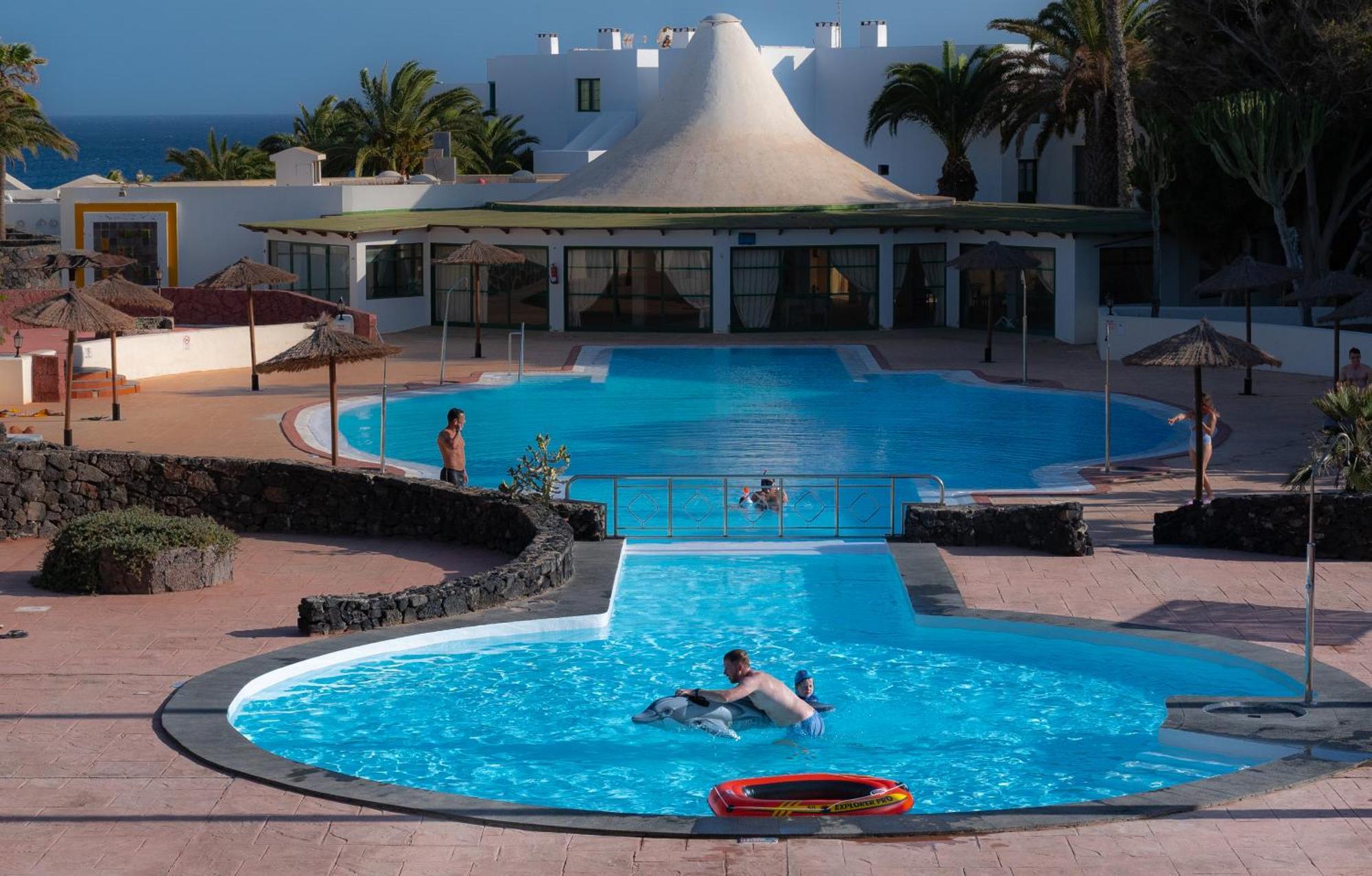 Luxury Apartamento Luz De Mar Complejo Playa Roca コスタ・テギセ エクステリア 写真
